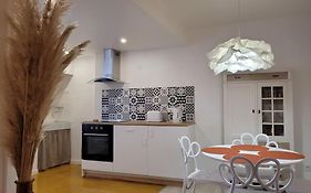 Petite Maison Entre Mer Et Montagne